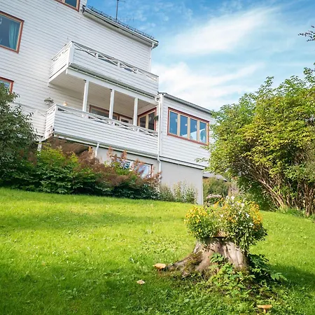 With Great View And Balcony * Τρόμσο