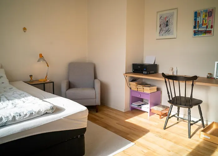 Apartment With Great View And Balcony